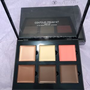 NIB ‼️Anastasia Beverly Hills Contour Creme Kit